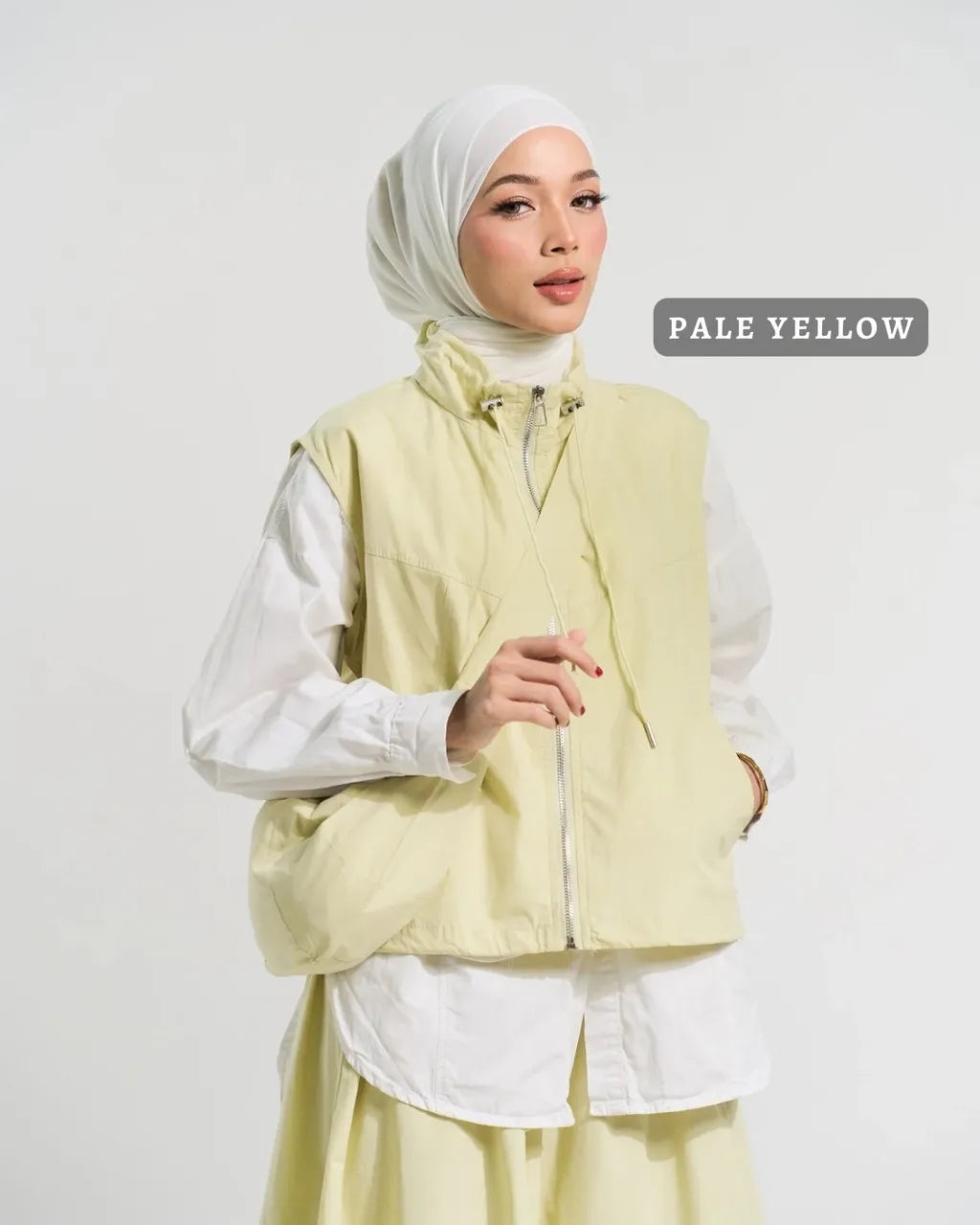 HW Senna Vest With A-cutting Skirt with Sling Bag