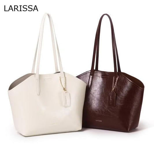 LARISSA Reina Tote Bag