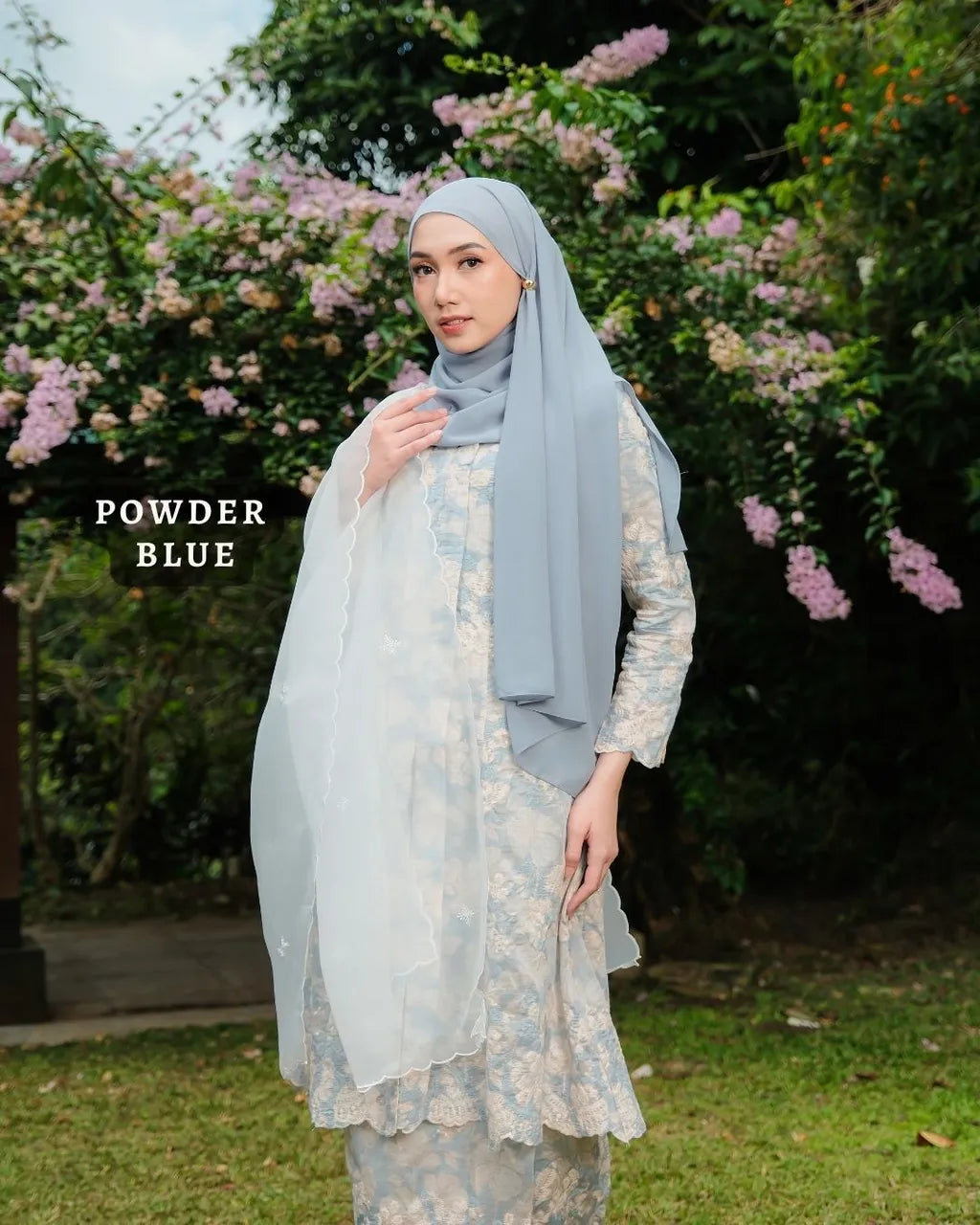 HW Saffya Kebarung Embroidery With Kain Lipat Batik