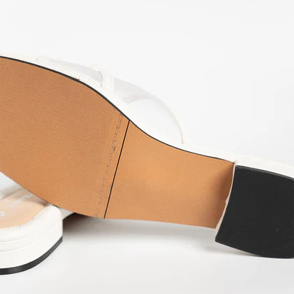 H2U Ruffy Ribbon Sandals