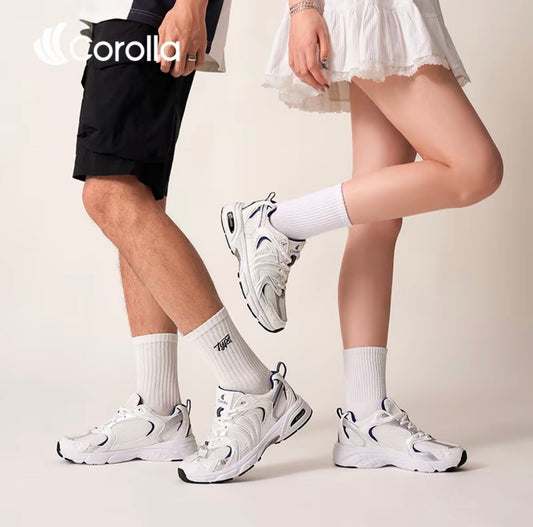 COROLLA 1990s Retro Sneakers