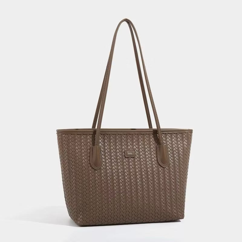 NUNU Rania Tote Bag