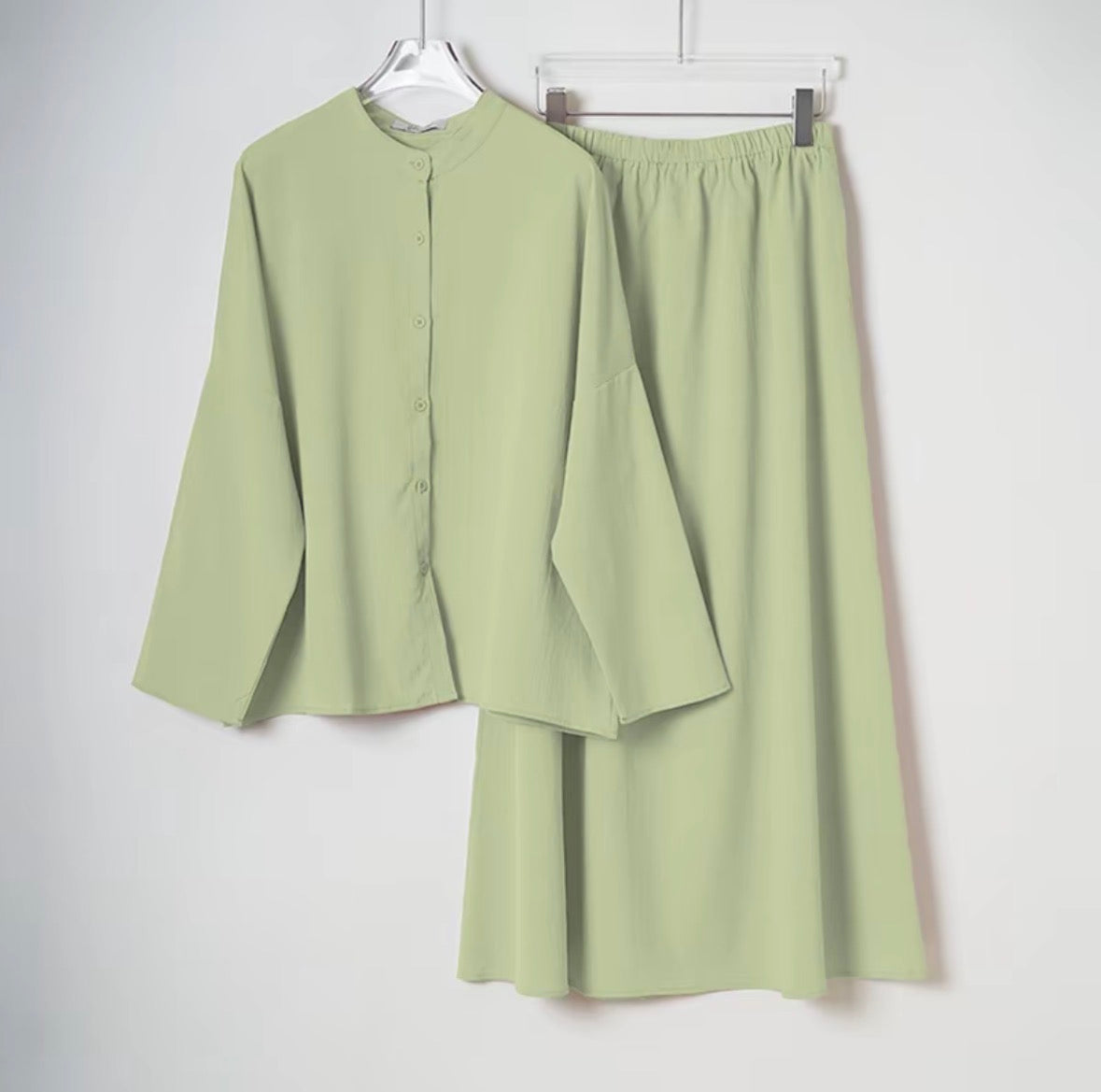 YM Sofea Set (Blouse & Skirt) - Free Size / Plus Size