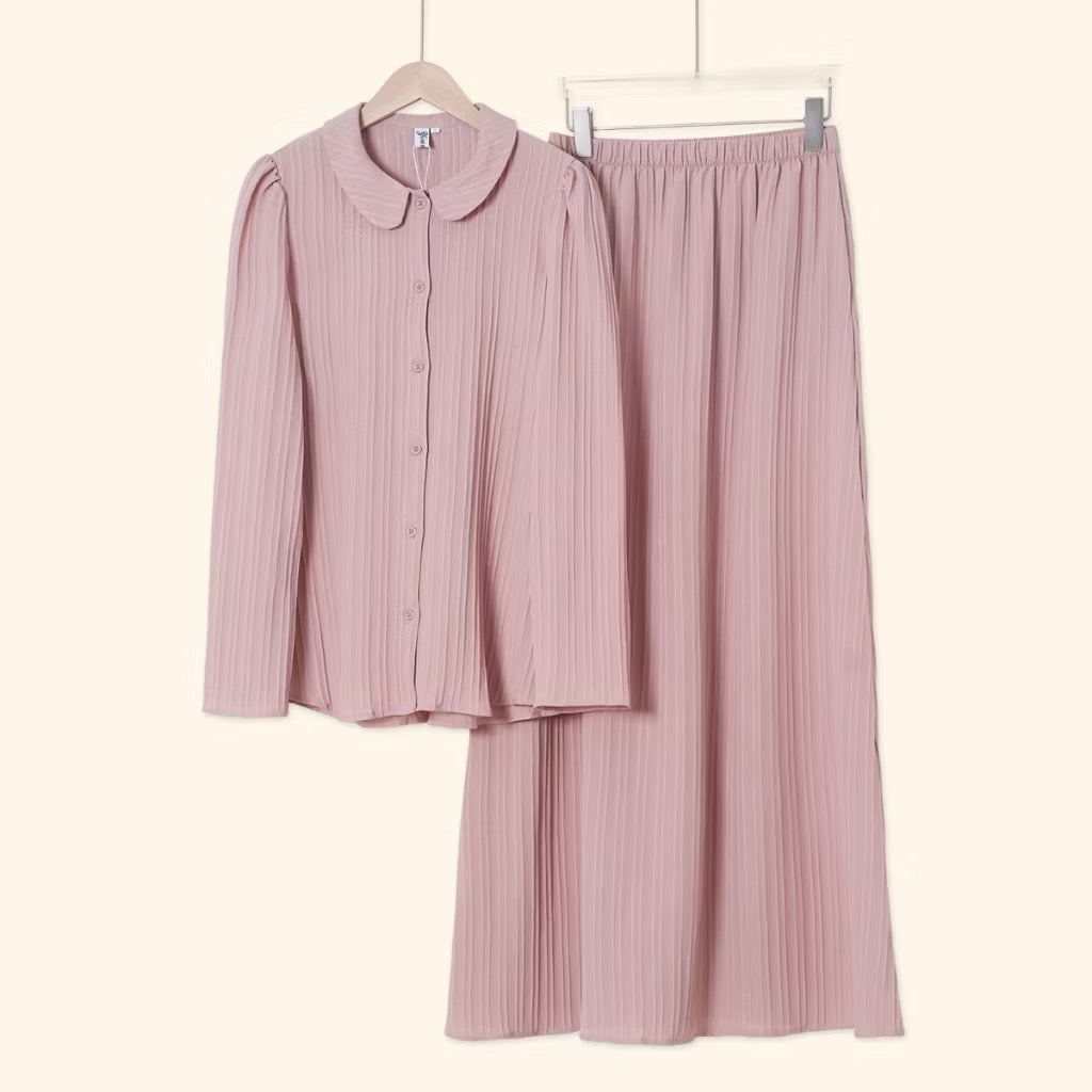 YM Yuri Set (Blouse & Skirt) - Free Size / Plus Size