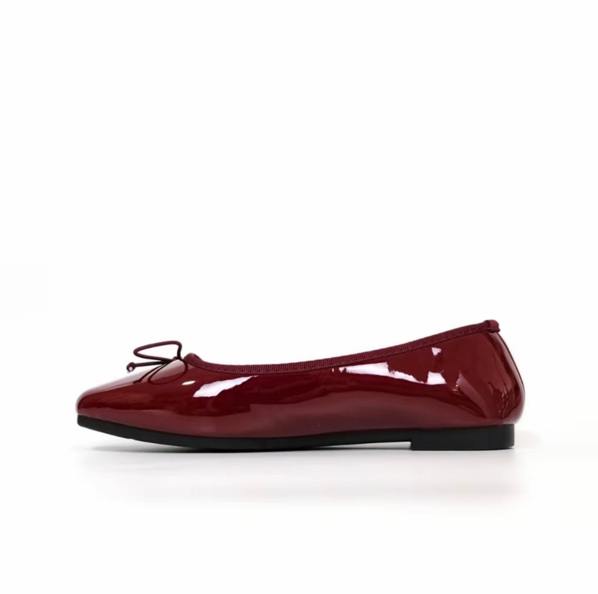 LYDEN Mary Jane Glossy Flats