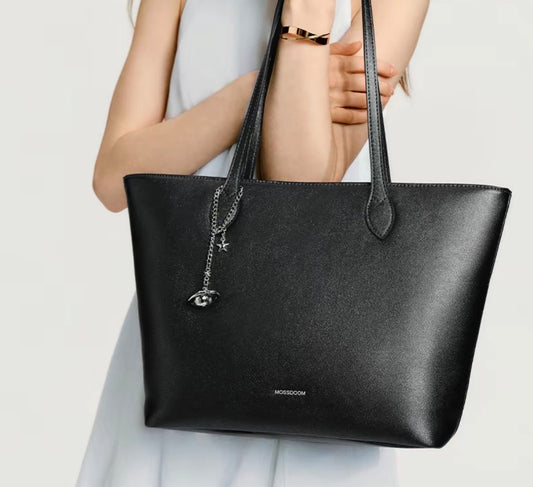 MD Margot Tote Bag in Black