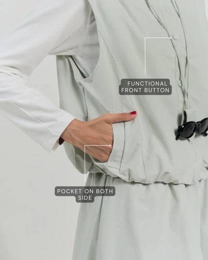 HW Biena Vest Include Inner With A-cutting Skirt