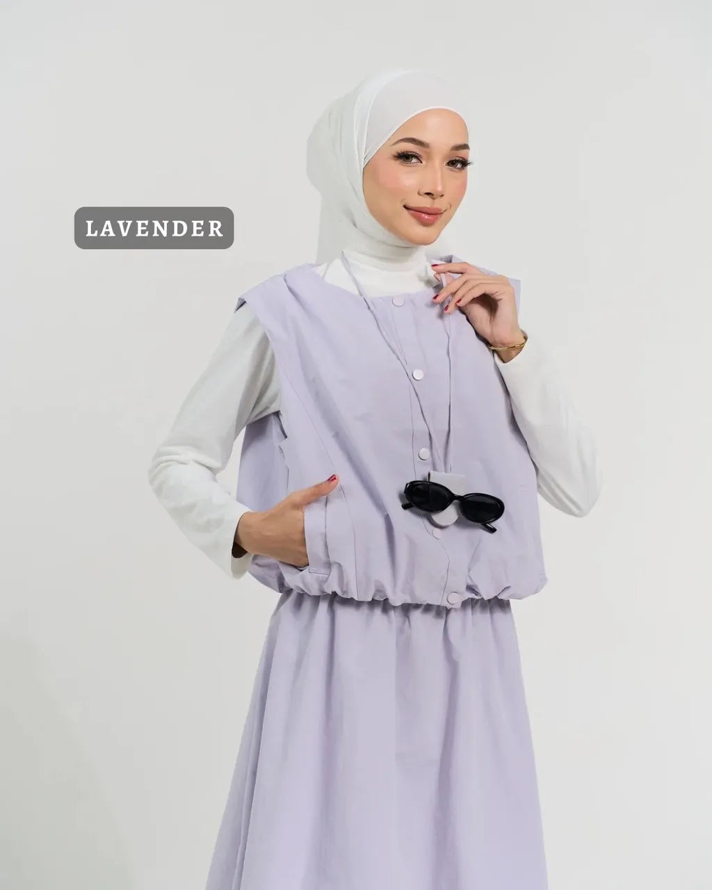 HW Biena Vest Include Inner With A-cutting Skirt