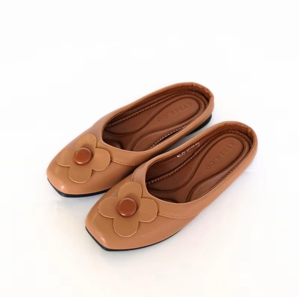 LYDEN No.4 Petal Slip On Series