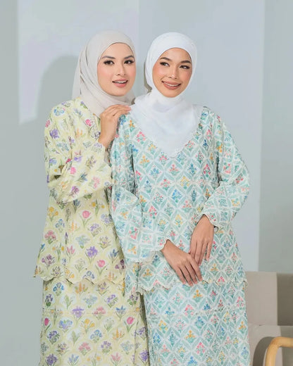 HW Anggun Eyelet Mini Kurung with Scallop Embroidery