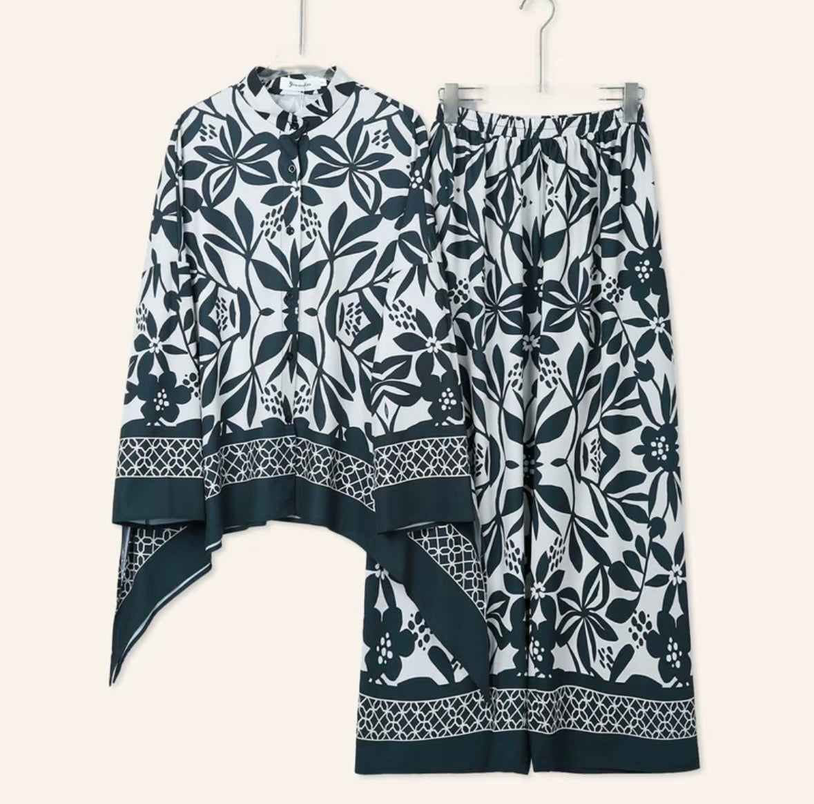 YM Urban Vacation Pants Set - Free Size