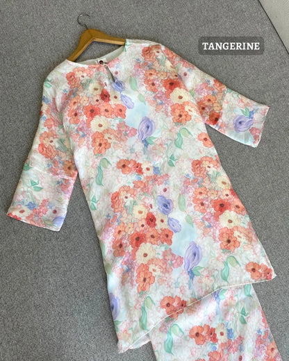 HW Harum Shimmer Satin Kurung With Pario Set