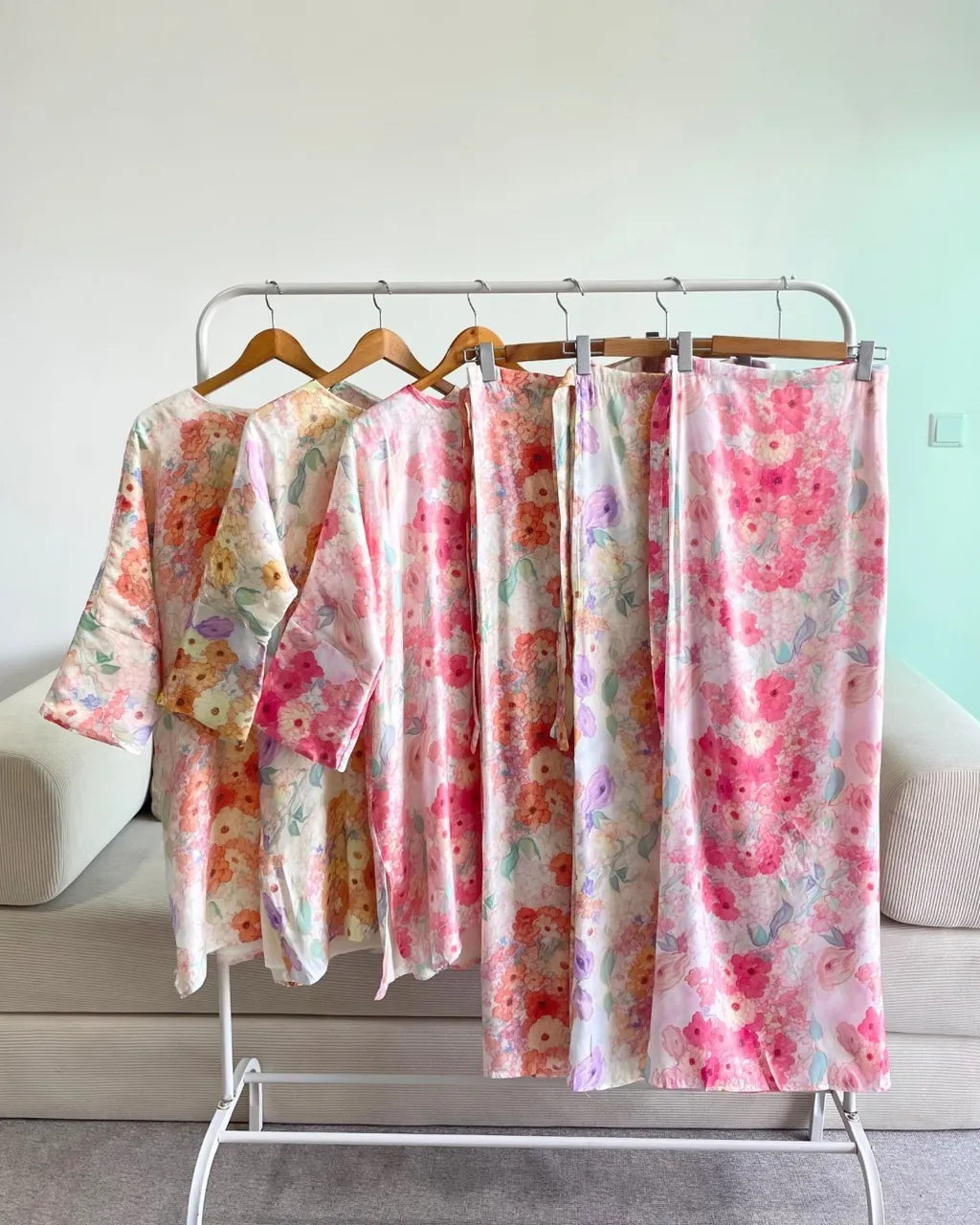 HW Harum Shimmer Satin Kurung With Pario Set