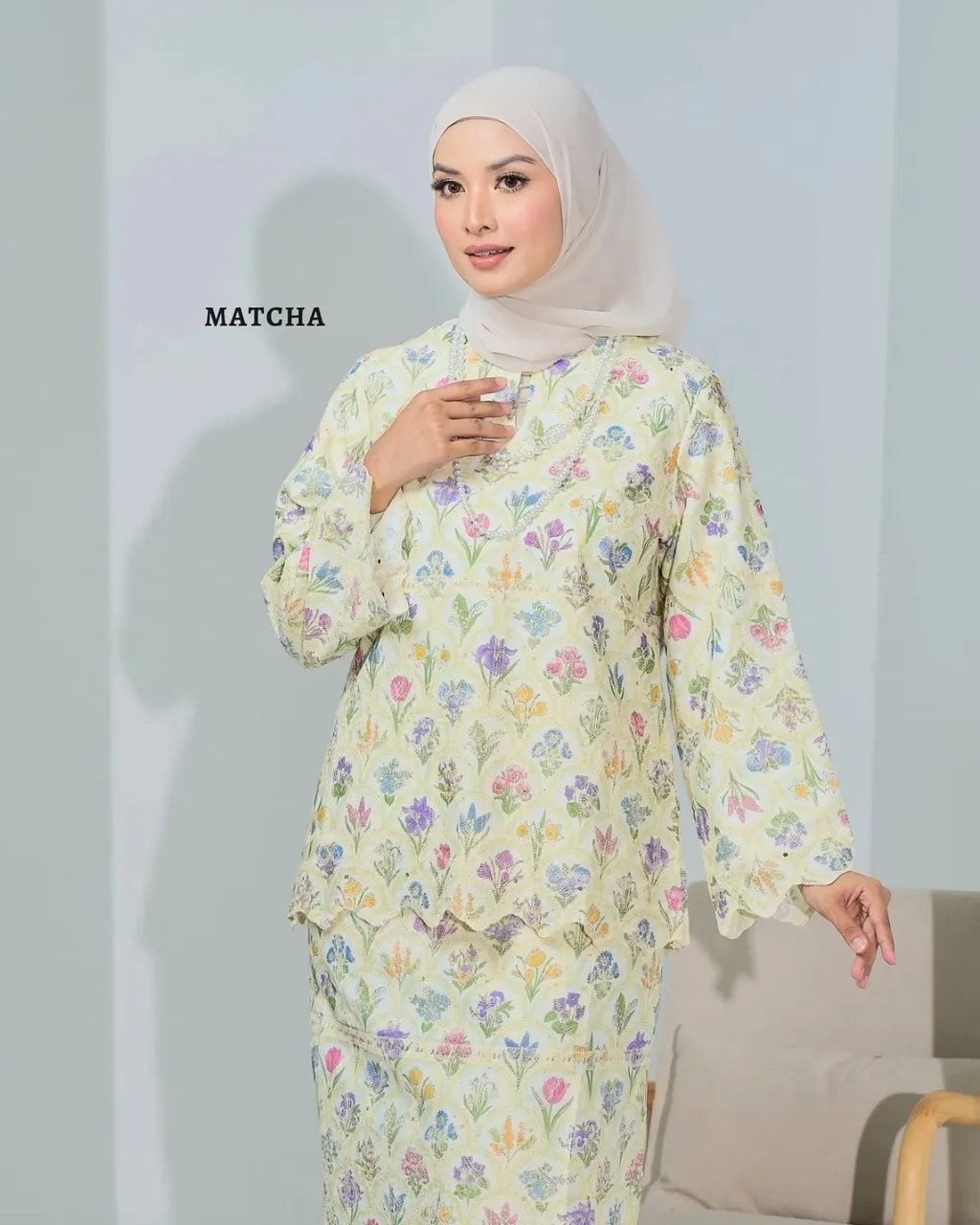 HW Anggun Eyelet Mini Kurung with Scallop Embroidery