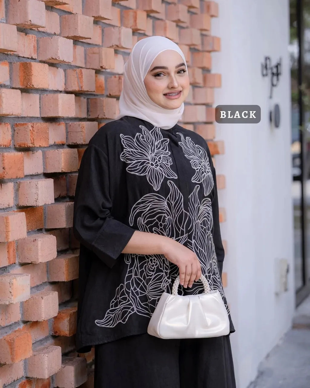 HW Lily Embroidery Velvet Blouse With Palazzo Skirt