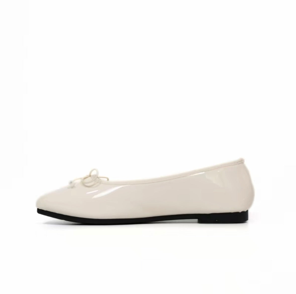 LYDEN Mary Jane Glossy Flats