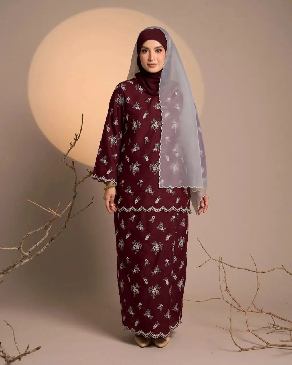 HW Fitri Kurung Moden With Embroidery