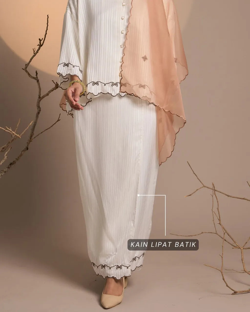 HW Fatya Mini Kurung with Embroidery