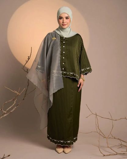 HW Fatya Mini Kurung with Embroidery