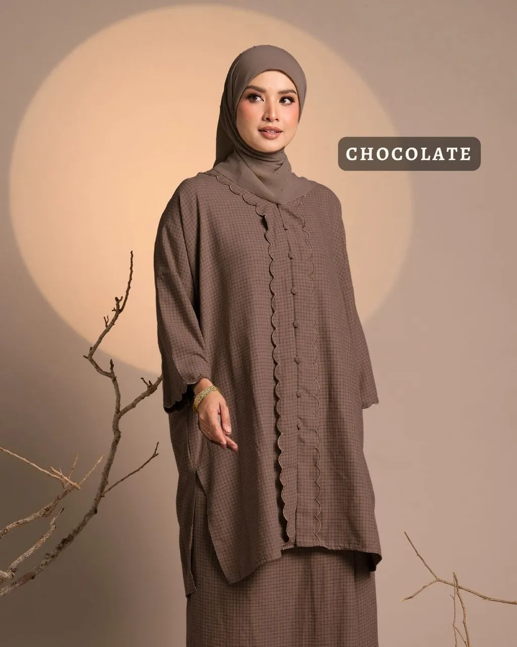 HW Haya Checkered Loose Kebarung With Embroidery
