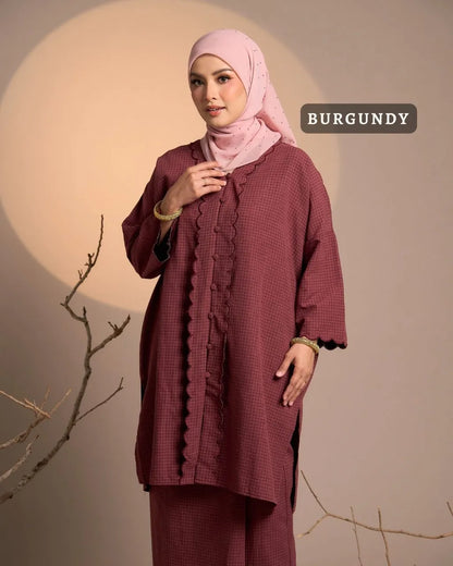 HW Haya Checkered Loose Kebarung With Embroidery