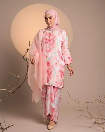 HW Harum Shimmer Satin Kurung With Pario Set