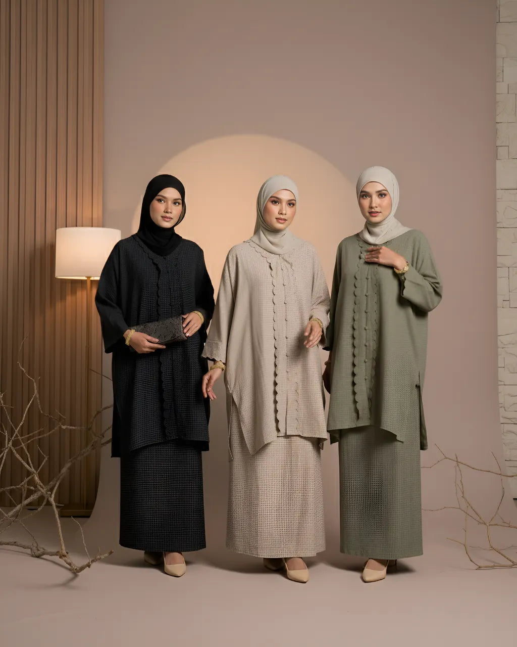 HW Haya Checkered Loose Kebarung With Embroidery