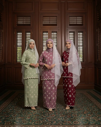 HW Fitri Kurung Moden With Embroidery