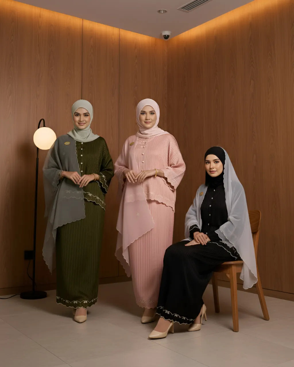 HW Fatya Mini Kurung with Embroidery