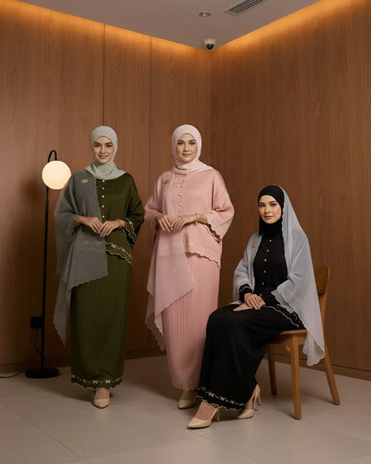 HW Fatya Mini Kurung with Embroidery
