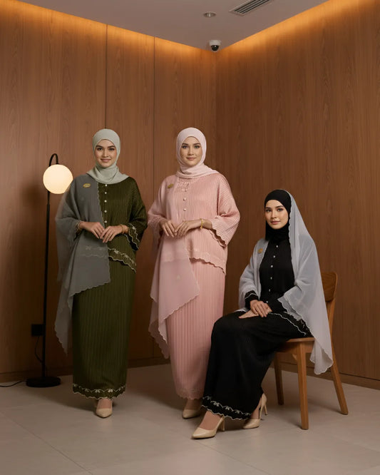 HW Fatya Mini Kurung with Embroidery