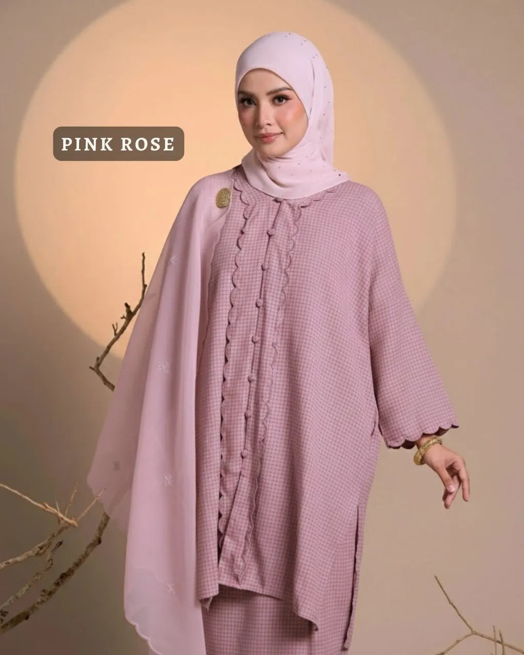 HW Haya Checkered Loose Kebarung With Embroidery