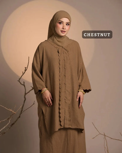 HW Haya Checkered Loose Kebarung With Embroidery