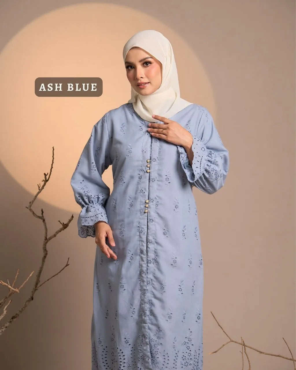 HW Senja Eyelet Embroidery Kebarung With Kain Lipat Batik
