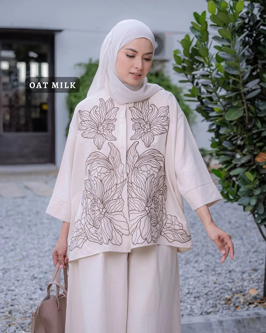 HW Lily Embroidery Velvet Blouse With Palazzo Skirt