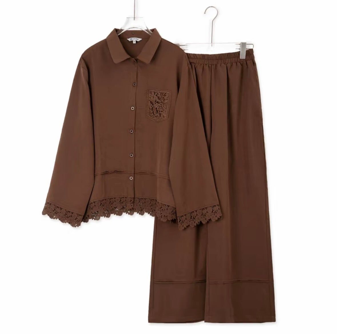 YM Ranisha Lace Pants Set