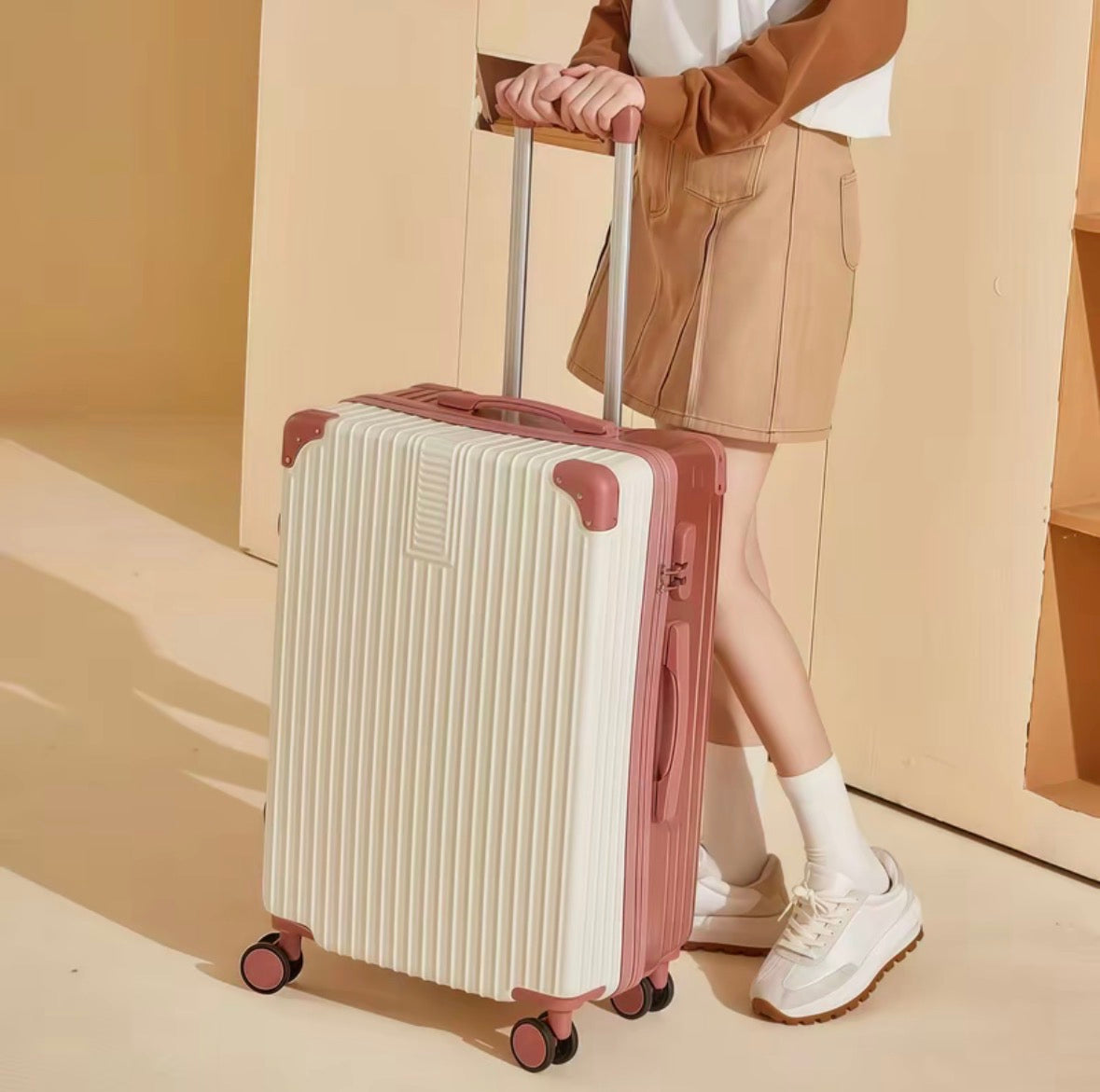 AVIVA Travel Luggage (18-28 inch)