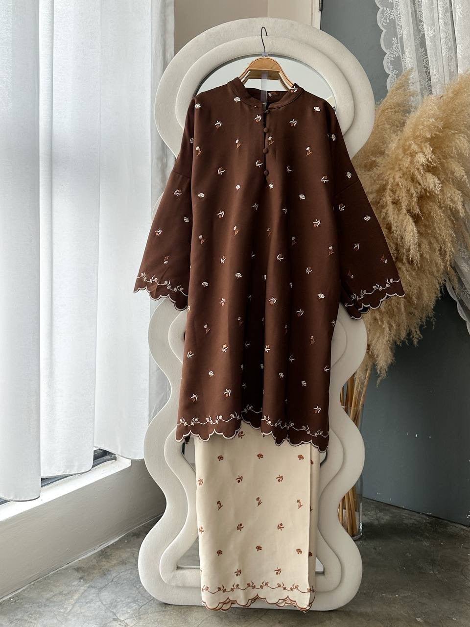 ABC Tatania Embroidery Kurung Set