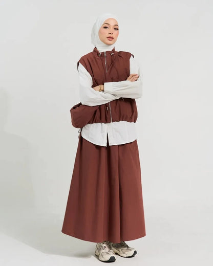 HW Senna Vest With A-cutting Skirt with Sling Bag