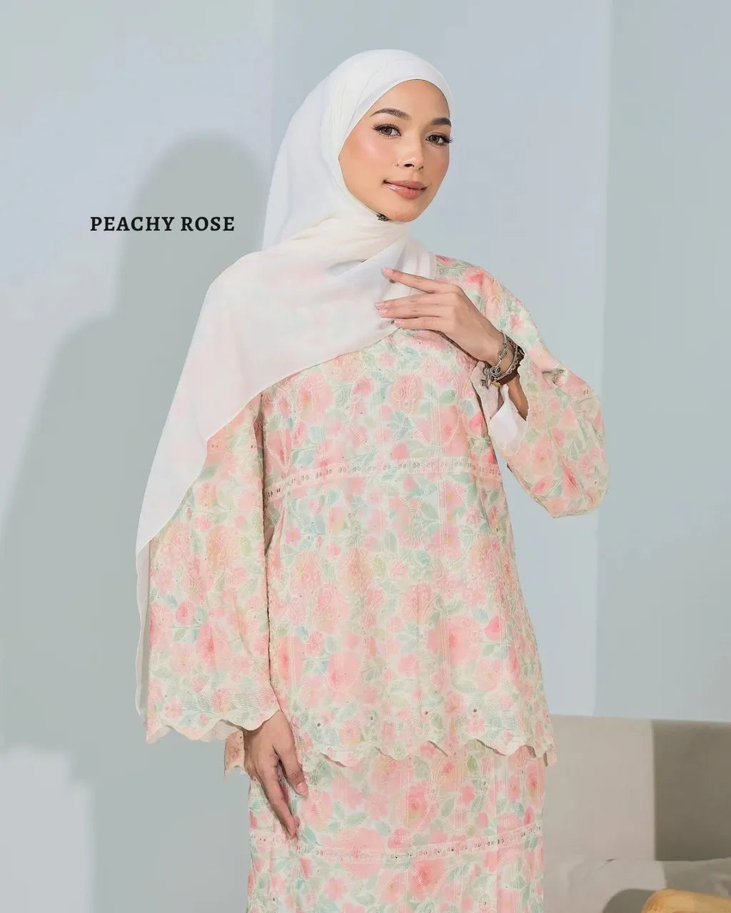 HW Anggun Eyelet Mini Kurung with Scallop Embroidery