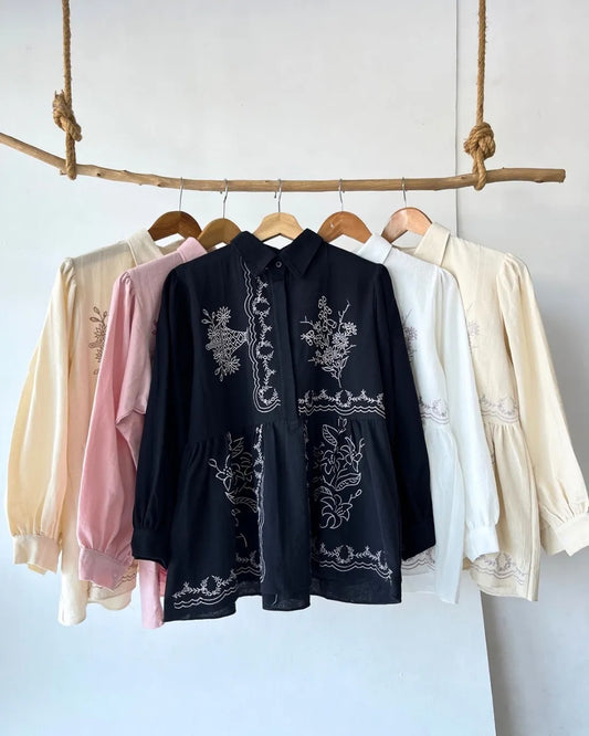 HW Envie Embroidery Ruffle Blouse Top