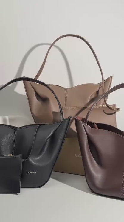 LARISSA Qilah Tote Bag
