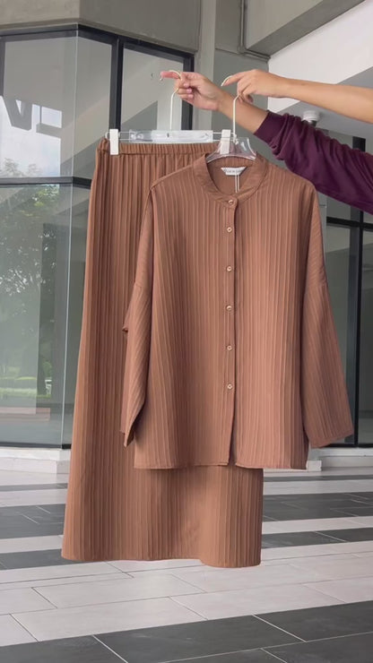 YM Jenny Set (Blouse & Skirt) - Free Size/Plus Size