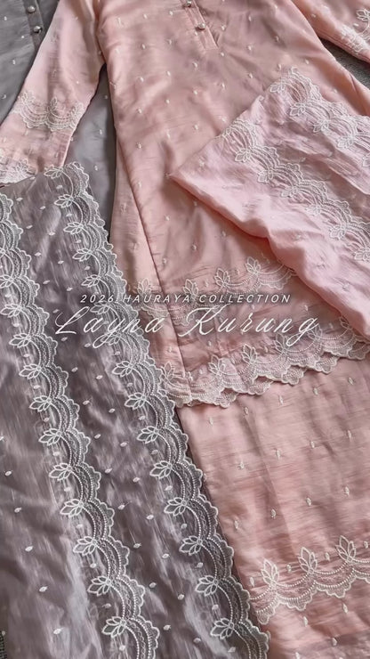 HW Layna Kurung Riau Embroidery With Kain Lipat Batik and Embroidery Shawl